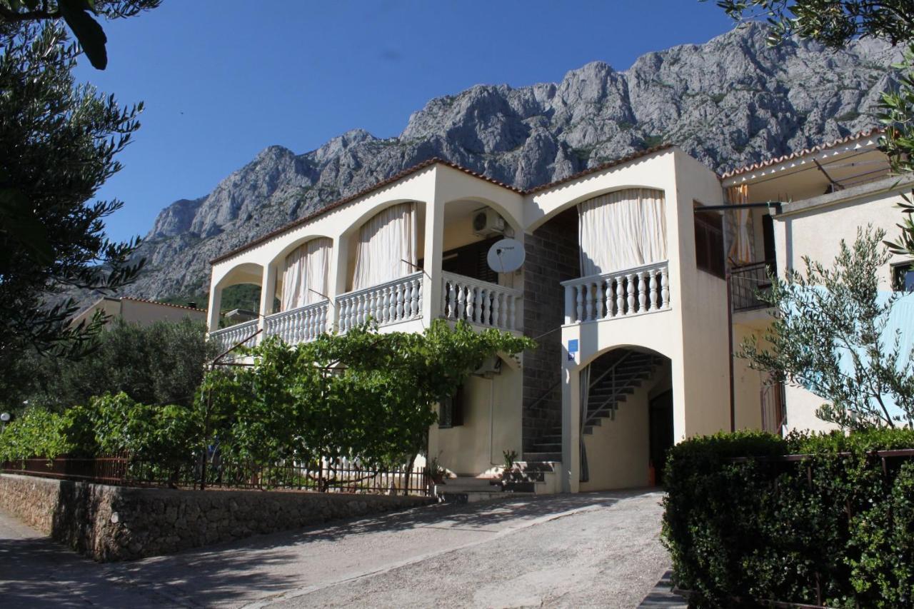 Apartments with a parking space Makarska - 6792 Zewnętrze zdjęcie